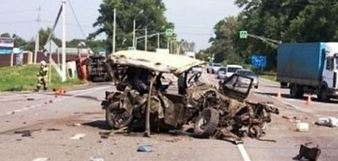 Два человека погибли в ДТП с грузовиком под Курском