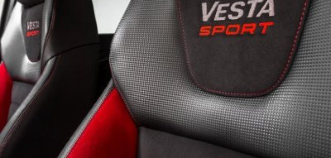 Красное на черном: "АвтоВАЗ" показал дизайн салона Lada Vesta Sport