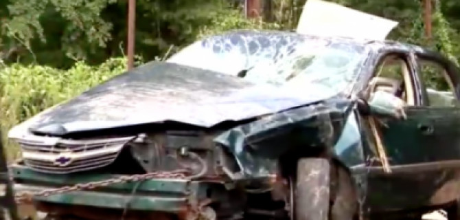 В США двое выживших в ДТП детей несколько дней провели в овраге с мертвой матерью