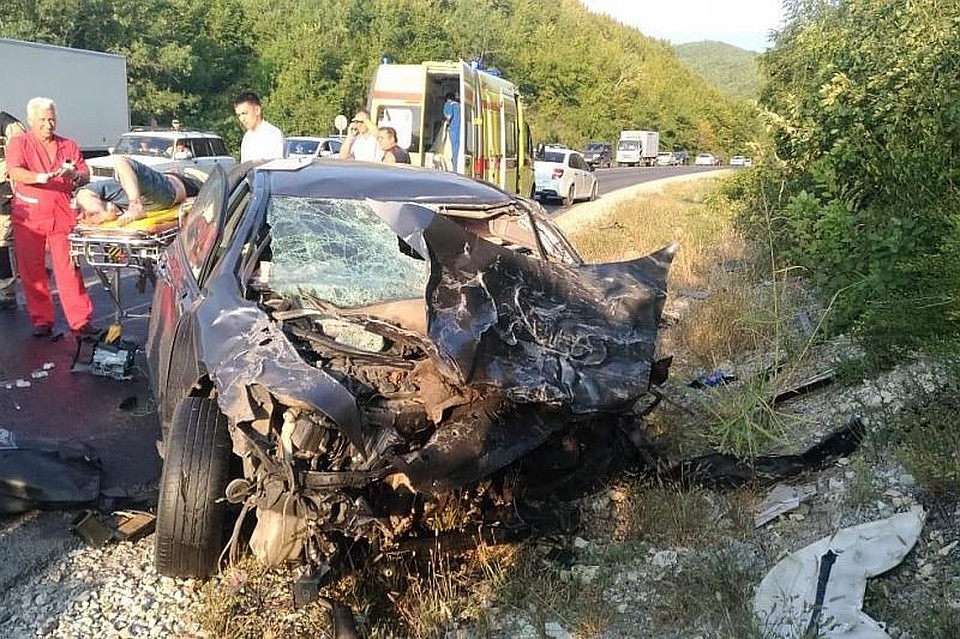 22-летний водитель иномарки погиб в ДТП под Геленджиком