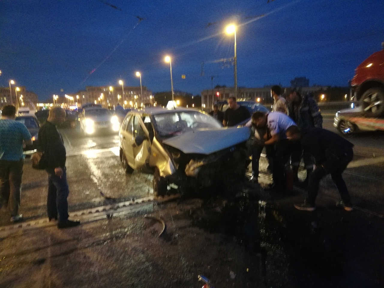 25 августа, ДТП на мосту Володарского, Петербург