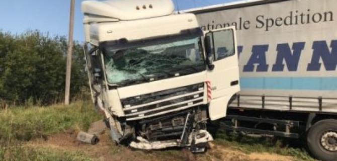 Два человека погибли в ДТП под Гатчиной