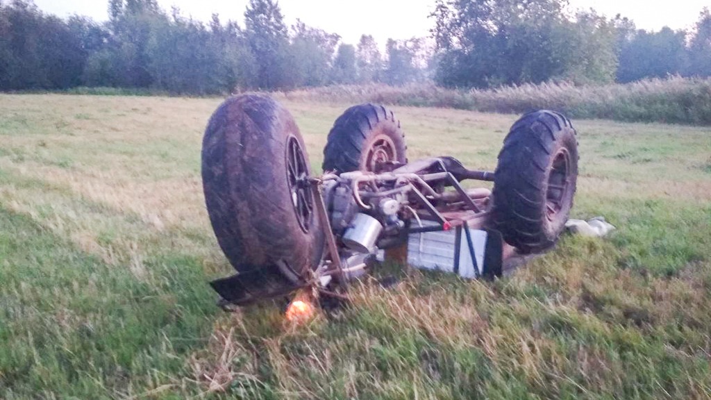 В Свердловской области опрокинулся самодельный болотоход – погиб ребенок (1)