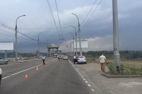 Мужчина погиб в ДТП на плотине ГЭС в Иркутске