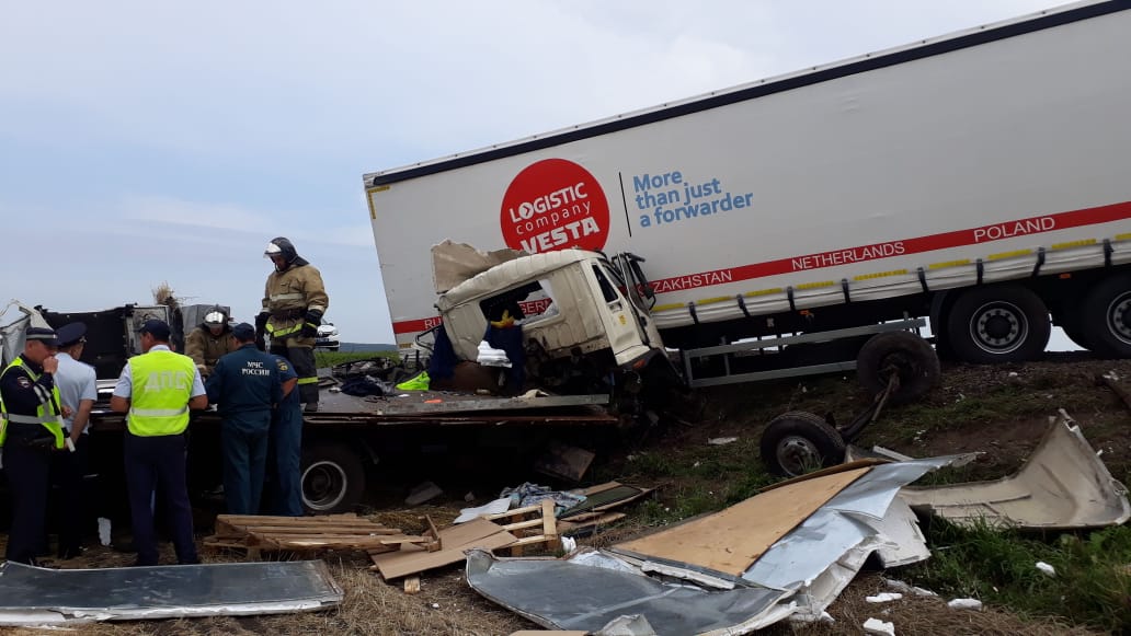 В ДТП с двумя грузовиками в Башкирии погиб водитель (1)