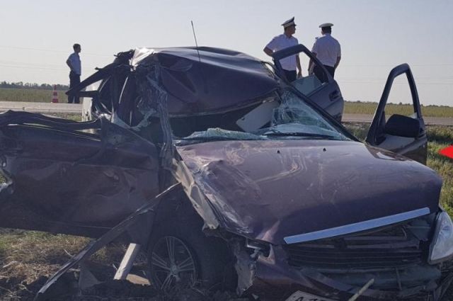 В Адыгее в ДТП с «Газелью» погиб человек (2)