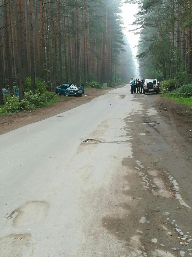 Во Всеволожске женщина-водитель погибла в ДТП на кладбище (4)
