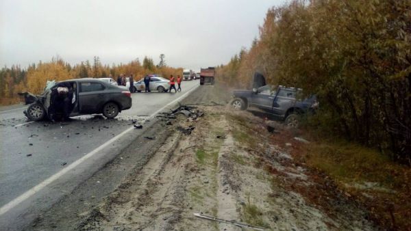 В Пуровском районе в ДТП погиб водитель иномарки (1)