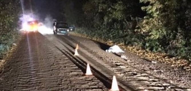 Ночью в Уфе водитель насмерть сбил женщину и скрылся