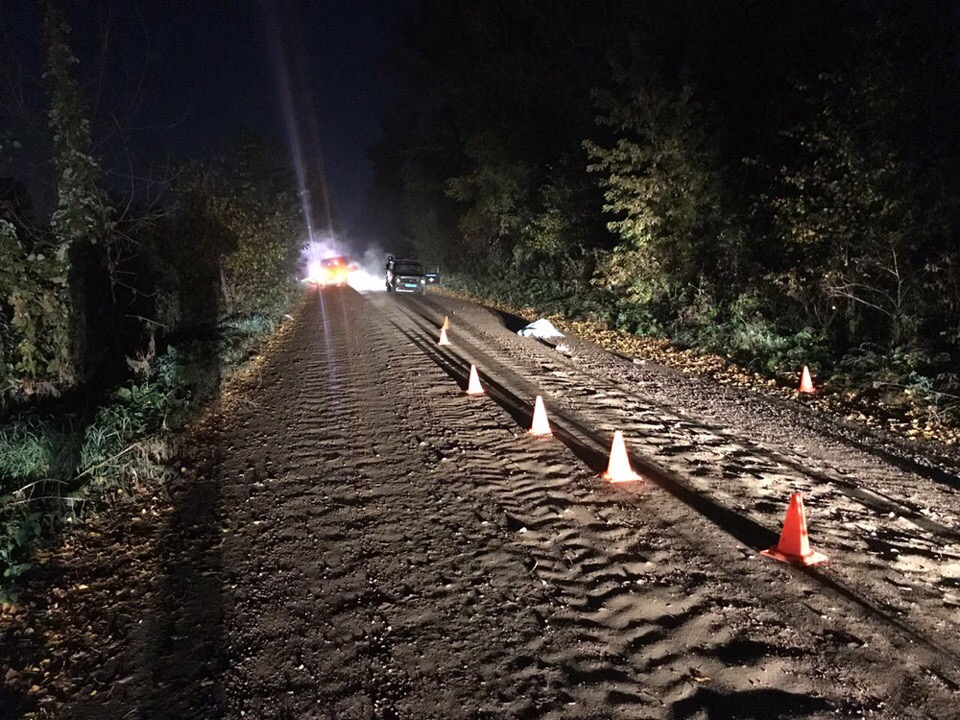 Ночью в Уфе водитель насмерть сбил женщину и скрылся