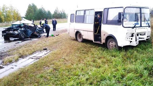 В Марий Эл в ДТП с автобусом погиб человек