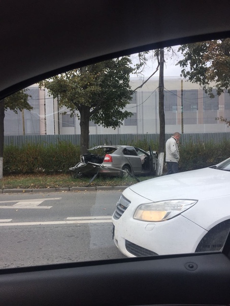 В Казани в ДТП с КамАЗом погиб 20-летний водитель (2)