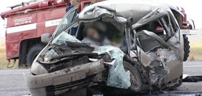 Семья с ребенком погибла в ДТП в Красноярском крае