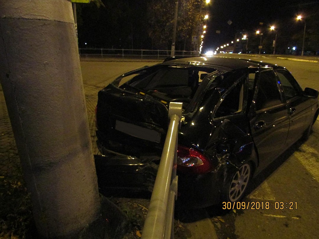 Три молодых человека пострадали в ДТП в Ижевске (1)