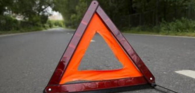 Три человека погибли при опрокидывании иномарки в Адыгее