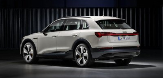 Audi на международном автосалоне в Париже 