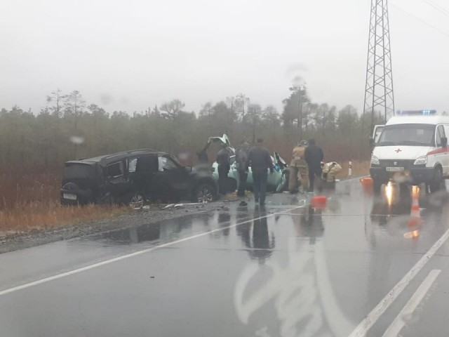 Четыре человека погибли в ДТП на подъезде к Лянтору