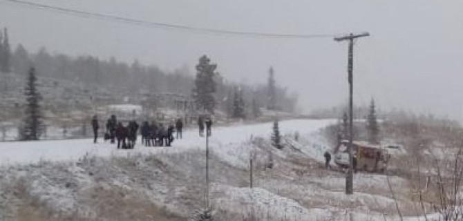 В Якутии опрокинулся автобус с пассажирами