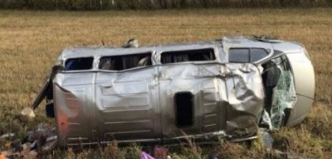 Двое погибли в ДТП с микроавтобусом в Мордовии