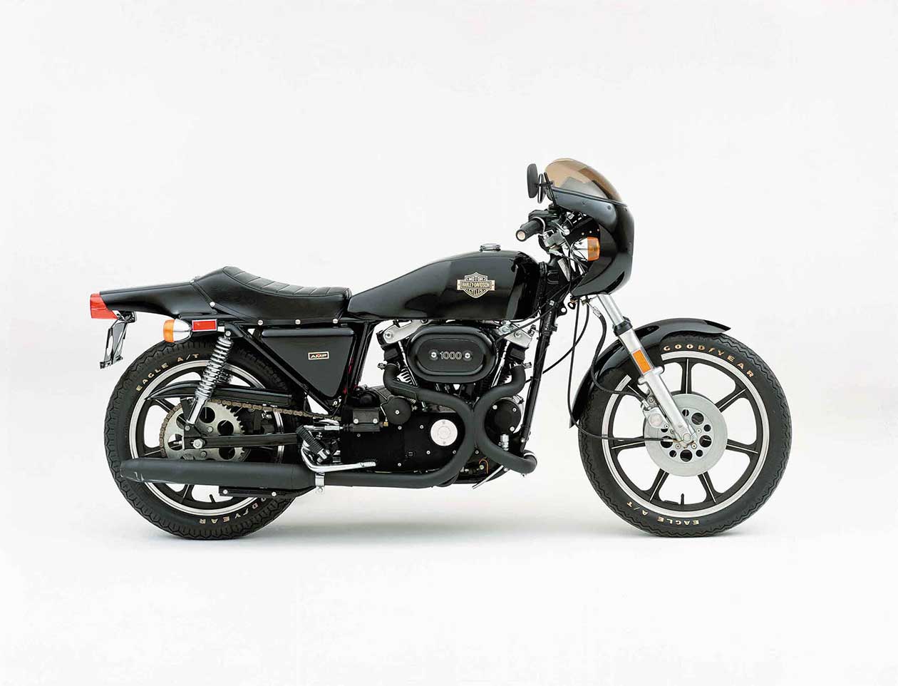 Harley-Davidson FXDR 114 — новый «спортсмен» из Милуоки харли кафе