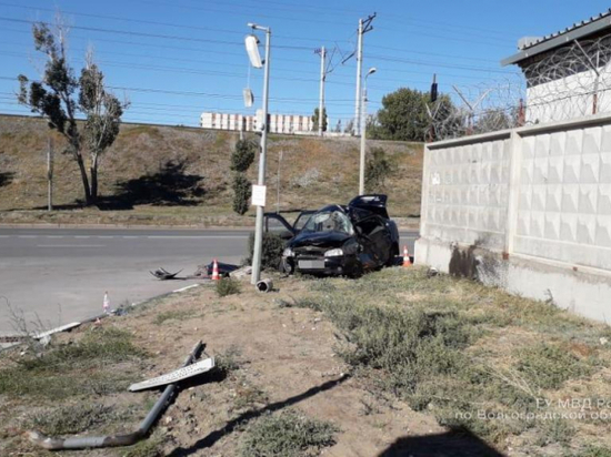 В центре Волгограда в ДТП погиб водитель «Калины»