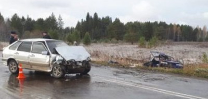 Два человека погибли в ДТП в Свердловской области