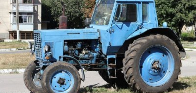 Два человека пострадали в ДТП с трактором под Курском