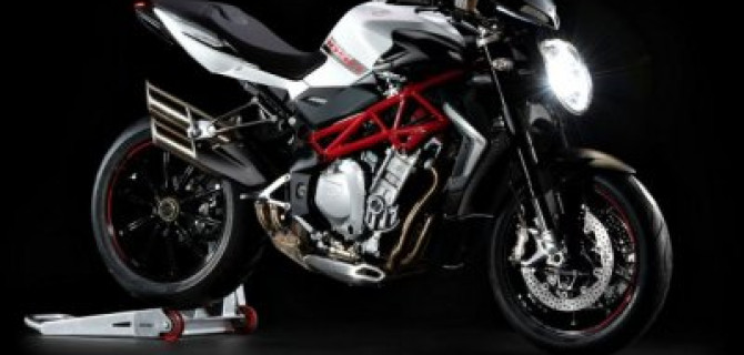 MV Agusta готовит самый мощный нейкед