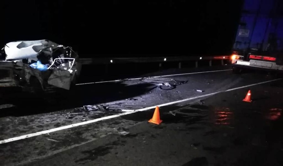 Водитель ВАЗа погиб в ДТП в Мостовском районе (2)