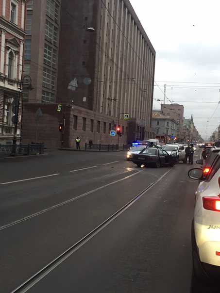 В ДТП на Литейном погиб человек (2)