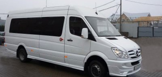 Аренда микроавтобусов: веские преимущества