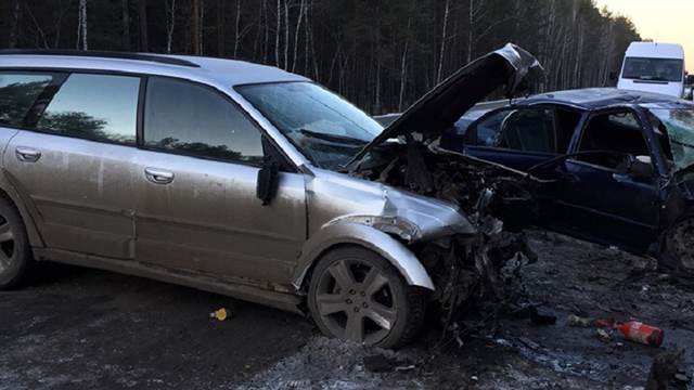 В ДТП в Курганской области погибла женщина и пострадали шестеро (1)