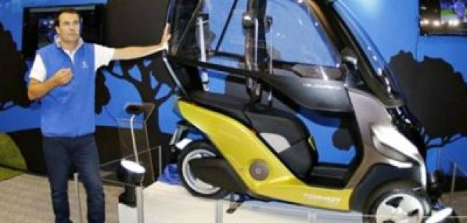 Три колеса и крыша: новый электроскутер от Torrot