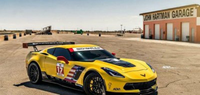 «Заряженный» Chevrolet Corvette Z06: с трека — на дорогу