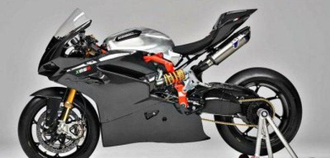 Его стихия — гонки: спортбайк Pierobon X85R