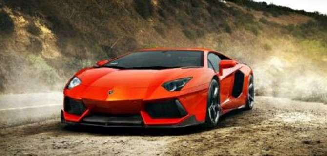 В Lamborghini считают, что будущее — за гибридными двигателями