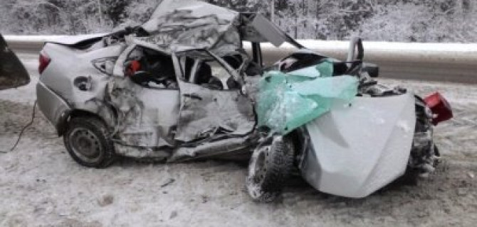 Женщина погибла в ДТП с бензовозом в Прикамье