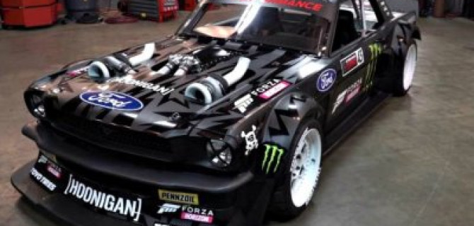 Кен Блок творит очередные безумства