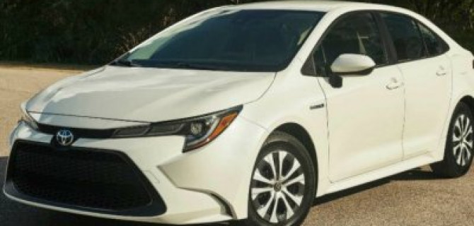 Вести из Лос-Анджелеса: Corolla стала гибридной