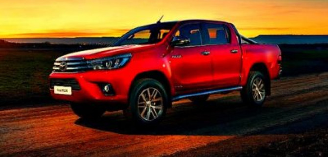Пикап Toyota Hilux признан самым популярным в России
