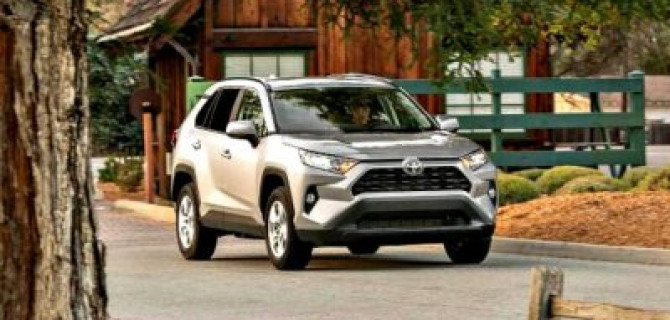 На рынок выходит новая Toyota RAV4