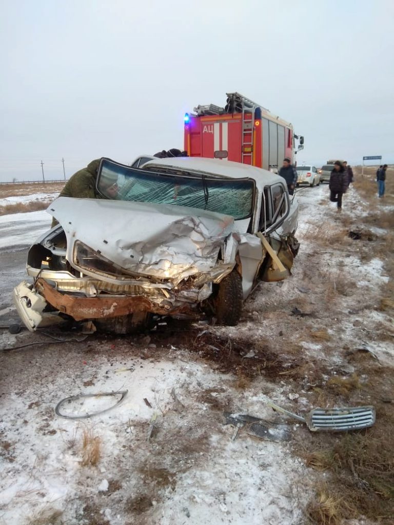 Женщина погибла в ДТП в Астраханской области (2)