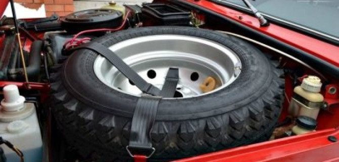 Lada 4×4: колесо-таран и капот-гильотина