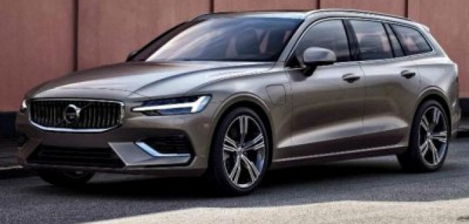 Стали известны российские цены на Volvo V60