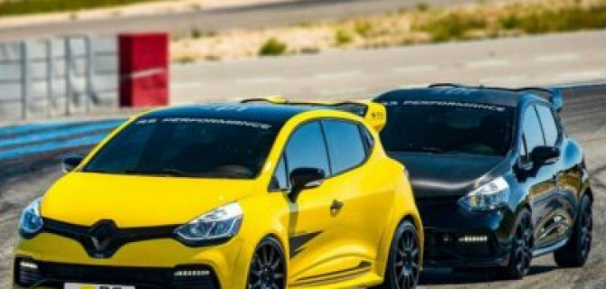 В Renault выпущен пакет обвеса RS Performance
