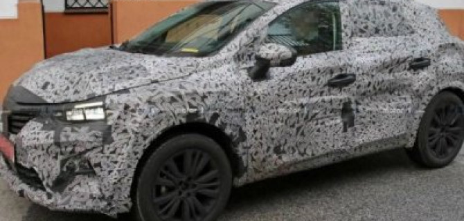 Обновлённый Renault Captur: много нового под камуфляжем