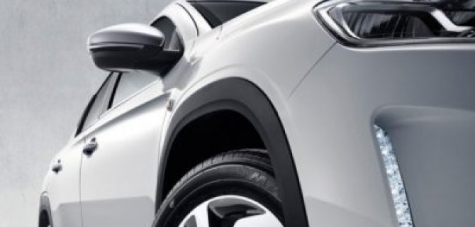 Обновленный китайский Citroen C3-XR будет стоить от 1 млн рублей