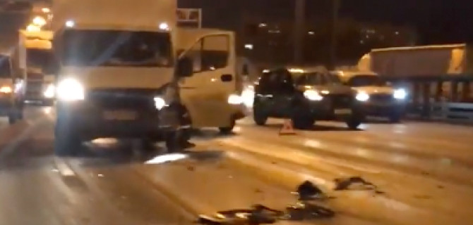 В Петербурге на КАД случилось ДТП с участием четырёх автомобилей