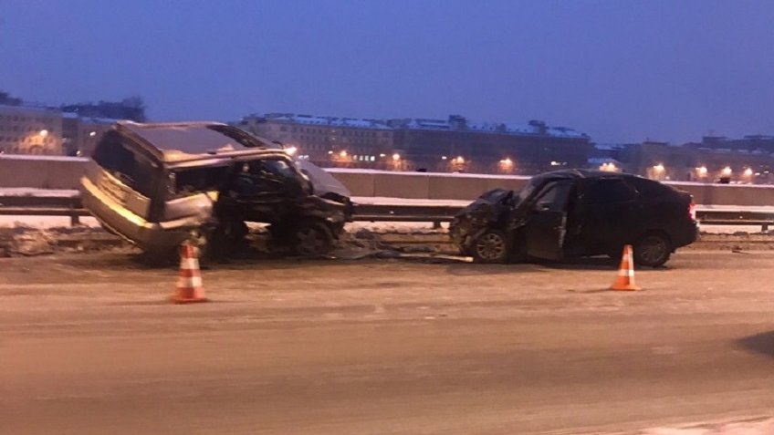 Женщина погибла в ДТП в Петербурге (1)