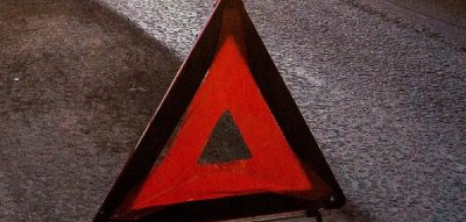 Четыре человека погибли в ДТП с грузовиком в Якутии